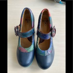 Fluevog Cosmos Ceres Mary Jane size 8.5